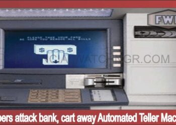 Robbers attack bank cart away Automated Teller Machines