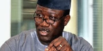 Video of how Fayemi escaped alleged assassination in Ekiti surfaces