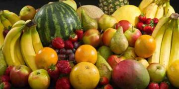 Culinary fruits front view