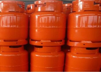 GAS CYLINDERS