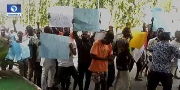 protesters Demand Oshiomhole’s Sack