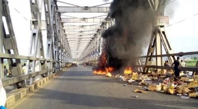 Niger Bridge on fire