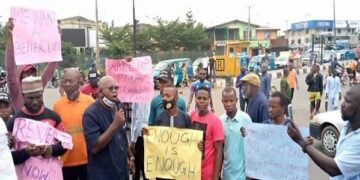 Protest rocks Osun over electricity petrol hike