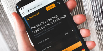 Binance to suspend crypto derivatives trading in Europe