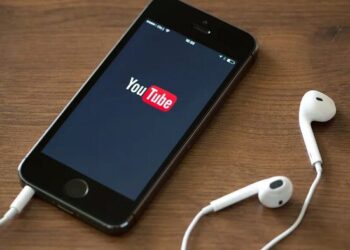 YouTube Hit 34.6B Monthly Visits more than Facebook and Twitter Combined